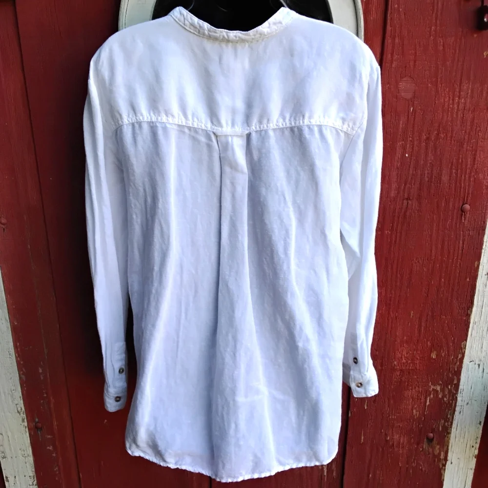 Anthropologie Ruffle Front Shirt - Picture 3 of 6